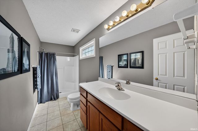 18316 Munich Ponds Drive, South Bend, IN 46637
