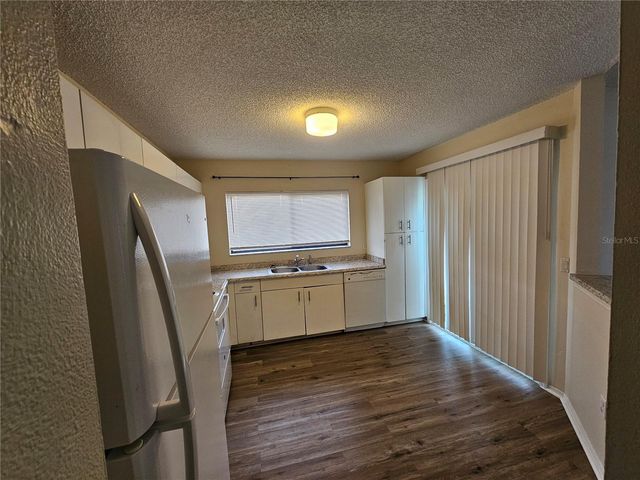 312 OAK TRACK PASS, Ocala, FL 34472