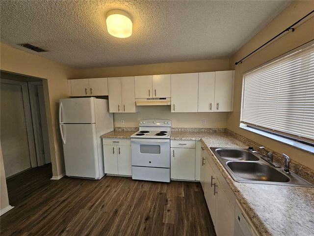 312 OAK TRACK PASS, Ocala, FL 34472