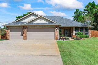 7748 Fenwick Street, Navarre, FL 32566