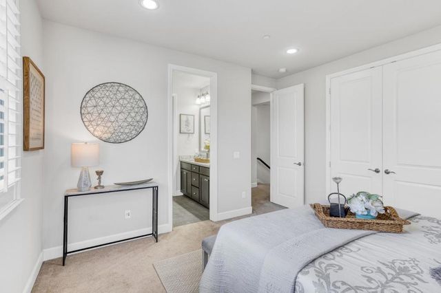 391 Santa Diana Terrace, Sunnyvale, CA 94085