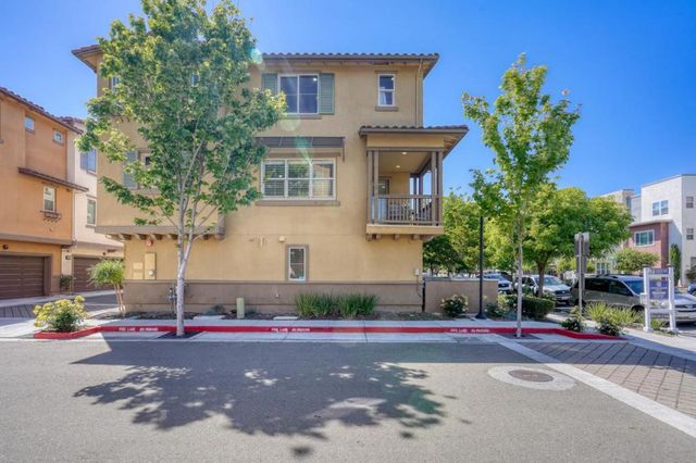 391 Santa Diana Terrace, Sunnyvale, CA 94085