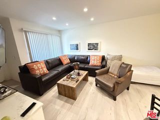 2857 N Los Felices Road 207, Palm Springs, CA 92262