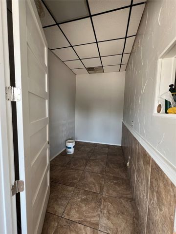 1223 E Belt line 128, Desoto, TX 75115