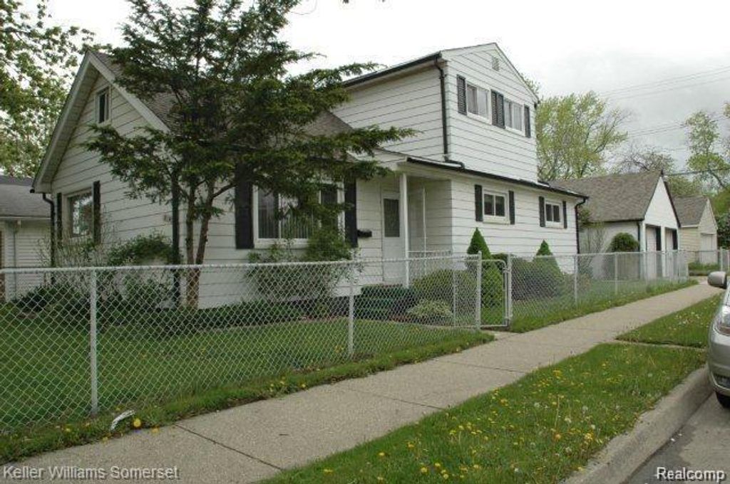 8145 Lozier Avenue, Warren, MI 48089