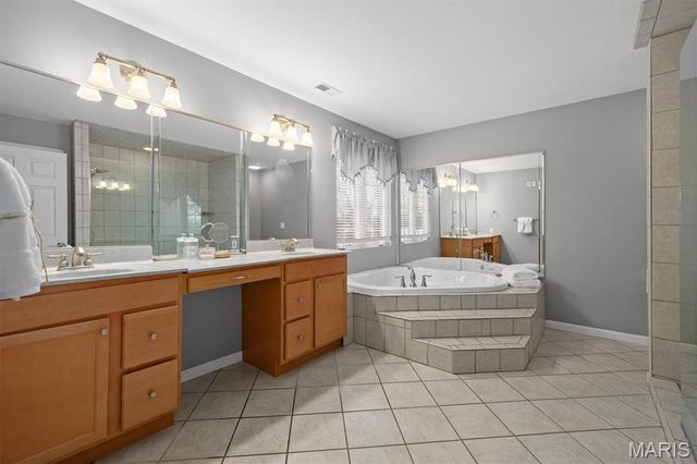 1171 Red Hawk Ridge Lane, O'fallon, IL 62269