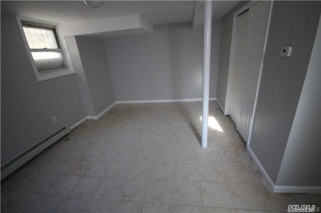6154 55th Drive, Maspeth, NY 11378 — photo 3
