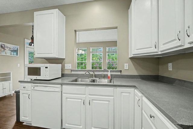 17 Christman Drive, Springboro, OH 45066