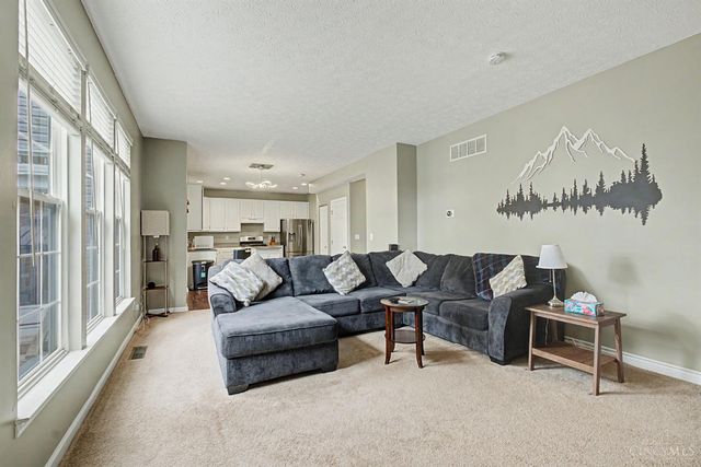 17 Christman Drive, Springboro, OH 45066