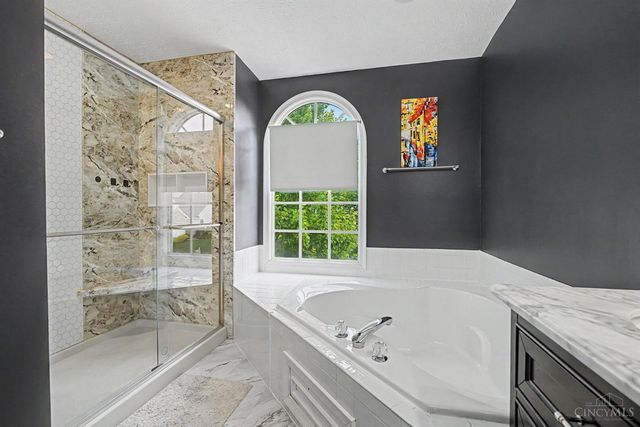 17 Christman Drive, Springboro, OH 45066