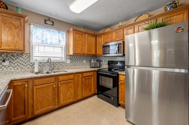 200 Kevin Drive, Nicholasville, KY 40356