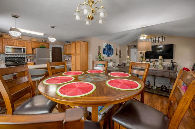 200 Kevin Drive, Nicholasville, KY 40356