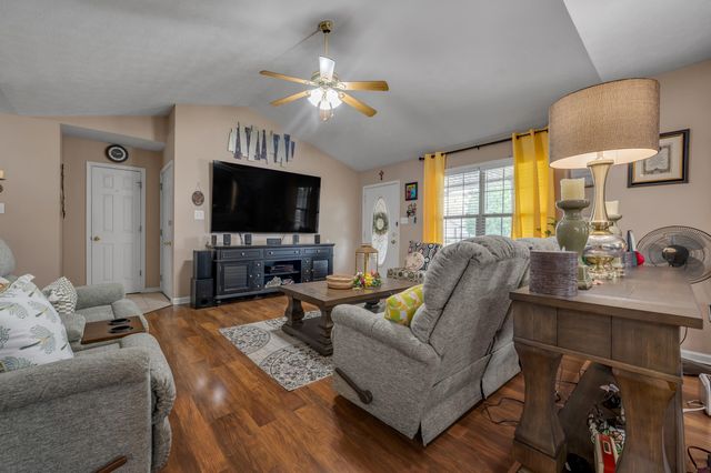 200 Kevin Drive, Nicholasville, KY 40356
