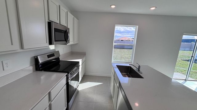 4782 KATRINA DRIVE, Haines City, FL 33844