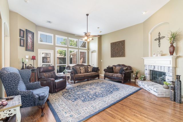 2084 Barret Drive, Frisco, TX 75033