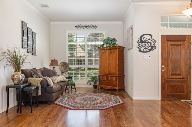 2084 Barret Drive, Frisco, TX 75033