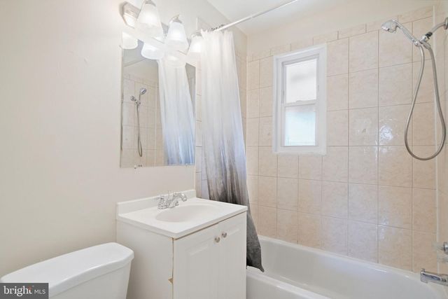 4229 FORT DUPONT TER SE, Washington, DC 20020