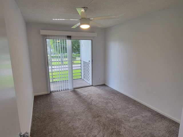 613 Fanshaw, Boca Raton, FL 33434