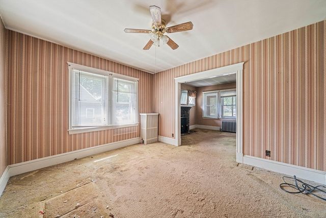 80 Sunset Ave, Brockton, MA 02301