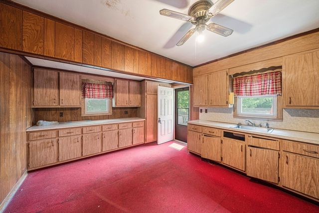 80 Sunset Ave, Brockton, MA 02301