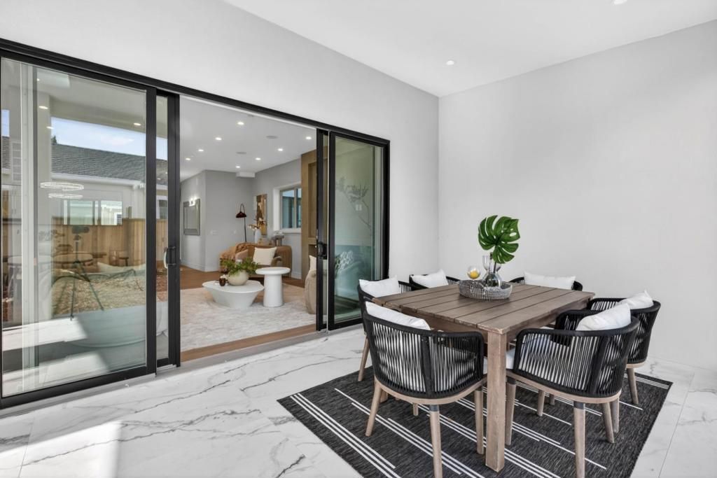 Image 33 of property listing at 10201 Sterling Boulevard, Cupertino, CA 95014