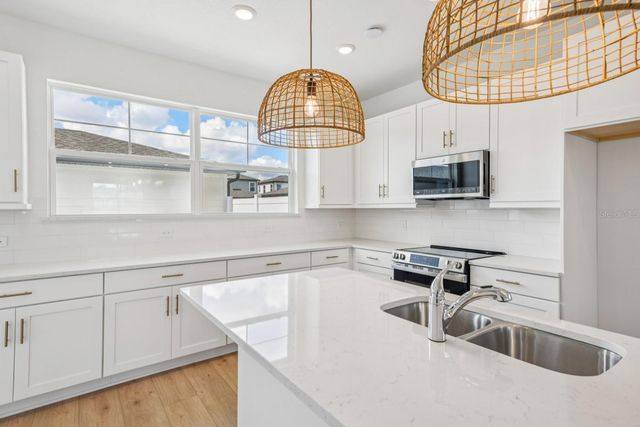 17526 NORTHLAKE GROVE DRIVE, Winter Garden, FL 34787