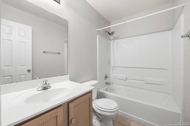 8815 Mission mdw, San Antonio, TX 78223