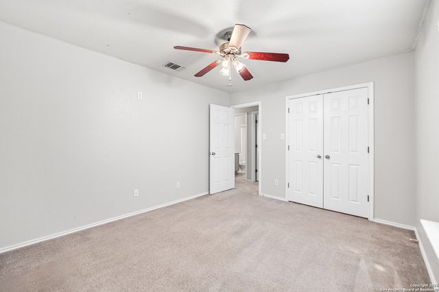 8815 Mission mdw, San Antonio, TX 78223