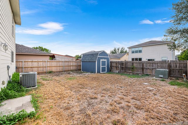 8815 Mission mdw, San Antonio, TX 78223