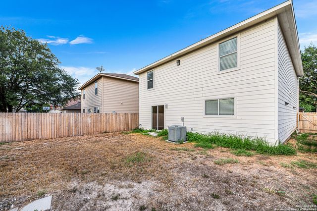 8815 Mission mdw, San Antonio, TX 78223