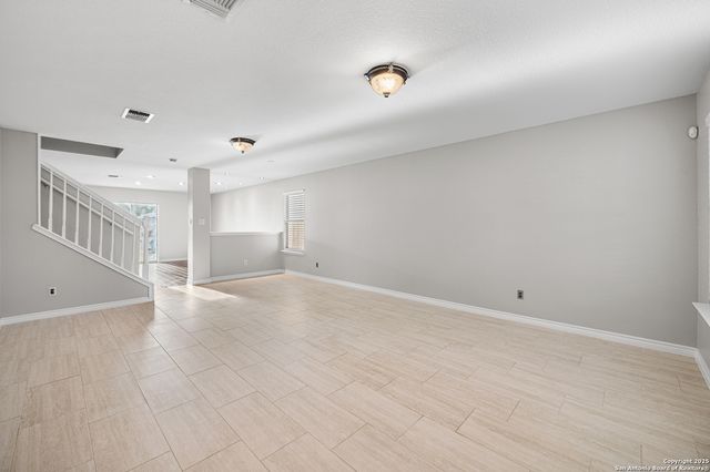 8815 Mission mdw, San Antonio, TX 78223