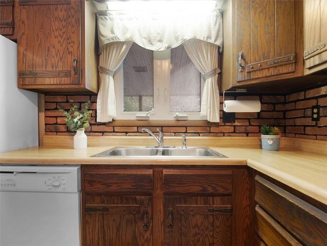 7200 Sutton Rd, Arcadia, NY 14489