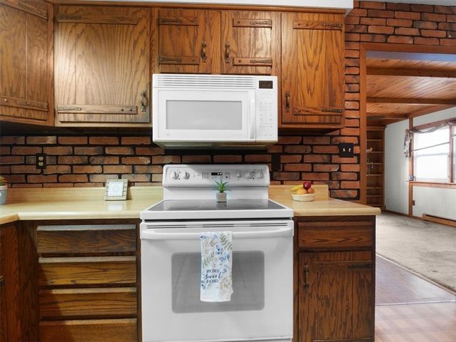 7200 Sutton Rd, Arcadia, NY 14489