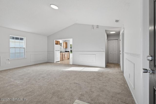 9070 3RD Avenue, Jacksonville, FL 32208