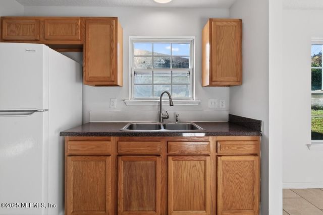 9070 3RD Avenue, Jacksonville, FL 32208