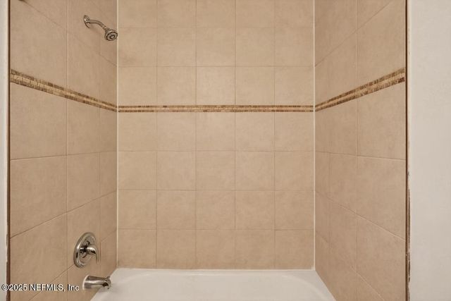 9070 3RD Avenue, Jacksonville, FL 32208