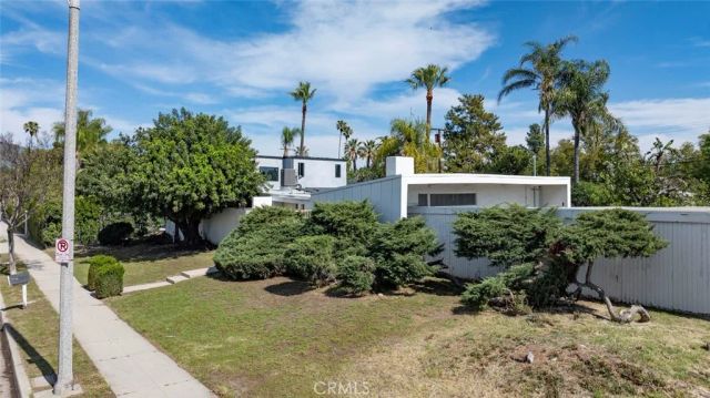10412 Reseda, Porter Ranch, CA 91326