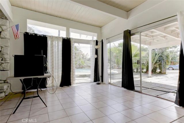 10412 Reseda, Porter Ranch, CA 91326
