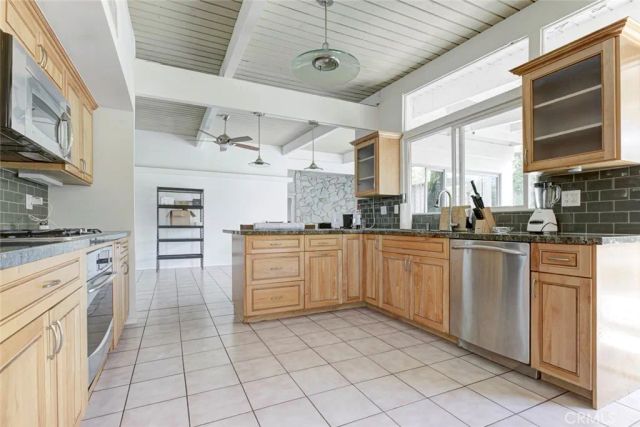 10412 Reseda, Porter Ranch, CA 91326