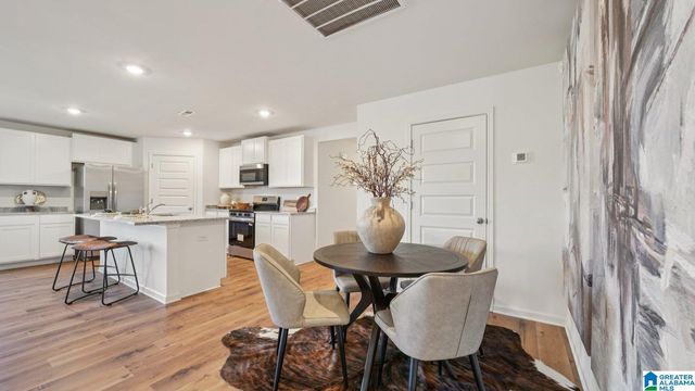 1728 DIXON CIRCLE, Mount Olive, AL 35117