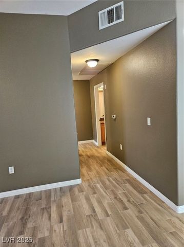 700 CARNEGIE Street 4113, Henderson, NV 89052