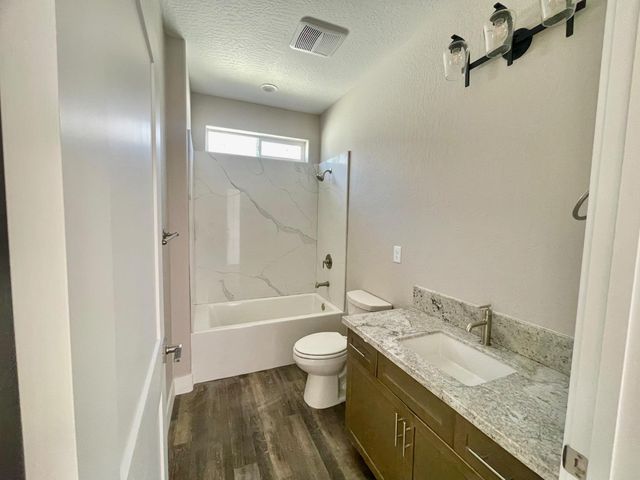 16210 West David Ave, Kerman, CA 93630