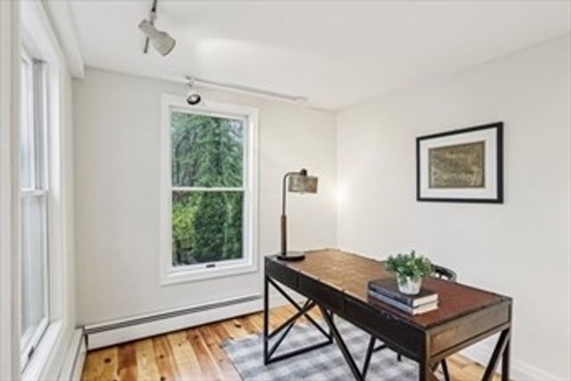 118 River Rd, Merrimac, MA 01860