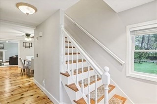 118 River Rd, Merrimac, MA 01860