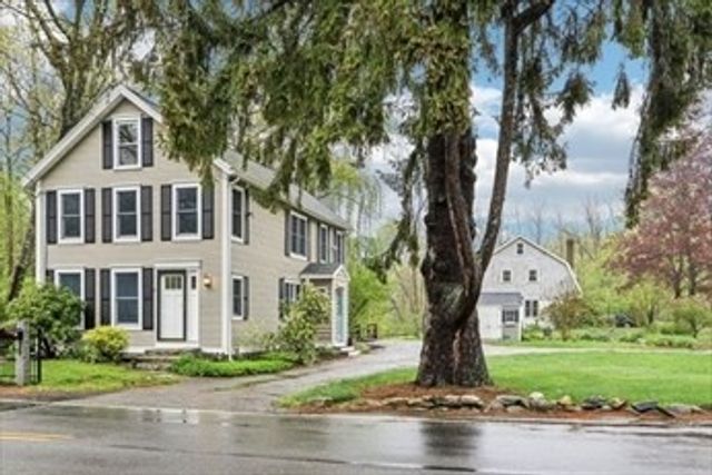 118 River Rd, Merrimac, MA 01860