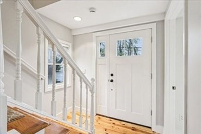 118 River Rd, Merrimac, MA 01860