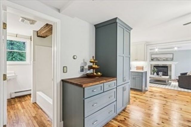 118 River Rd, Merrimac, MA 01860