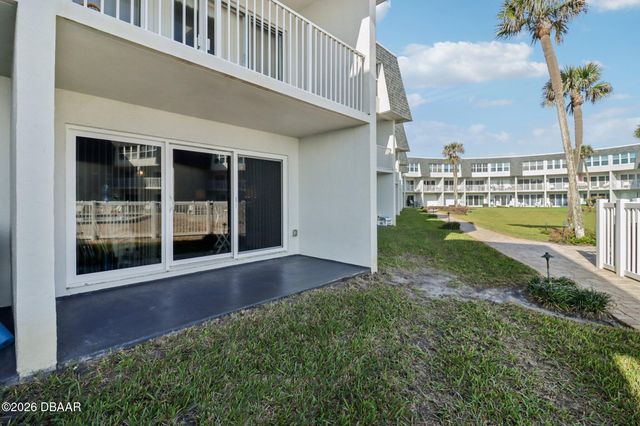 4831 Saxon Dr Apt 104, New Smyrna Beach, FL 32169