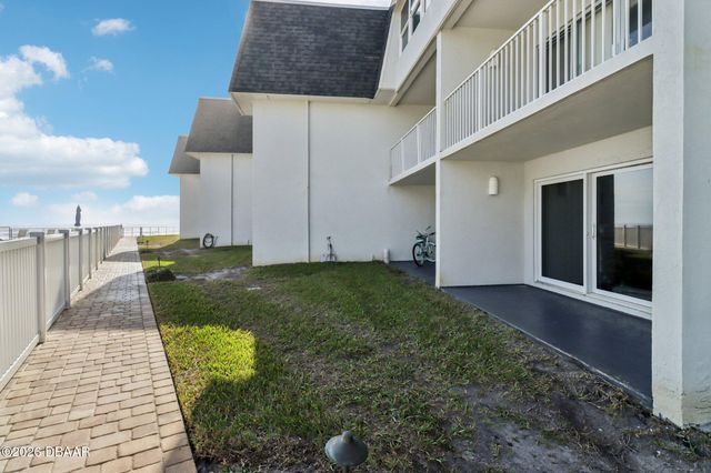 4831 Saxon Dr Apt 104, New Smyrna Beach, FL 32169