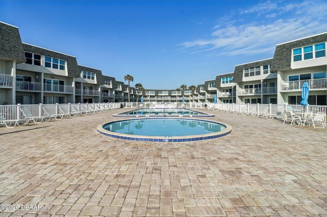 4831 Saxon Dr Apt 104, New Smyrna Beach, FL 32169